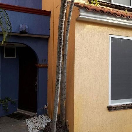 Cozy Townhouse In Great Location Apartment Cancun Ngoại thất bức ảnh